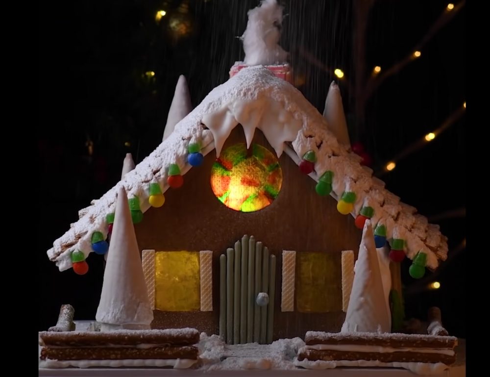 Epic Gingerbread Houses to Make While You Wait for Santa!