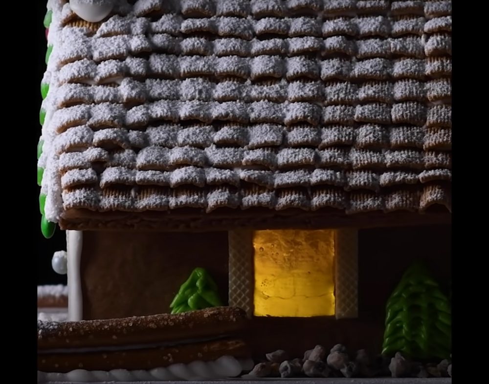 Epic Gingerbread Houses to Make While You Wait for Santa!