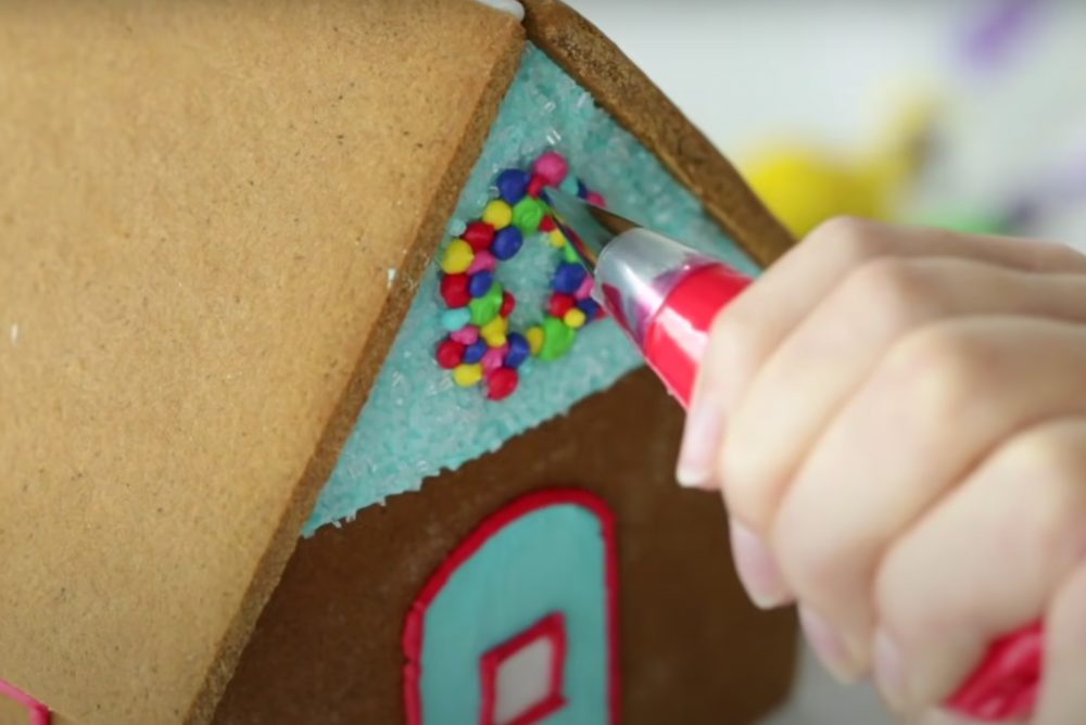 Epic Gingerbread Houses to Make While You Wait for Santa!