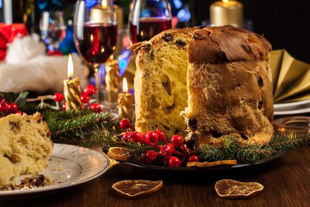 7 Showstopping Christmas Desserts and Dishes from Around the World