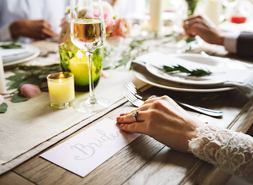 Plated Dinner vs. Buffet: Choosing Professional Catering Services in Surprise, AZ, for Your Wedding Reception